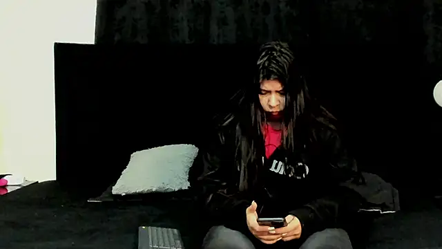 lissandthor13 online show from January 13, 10:19 am