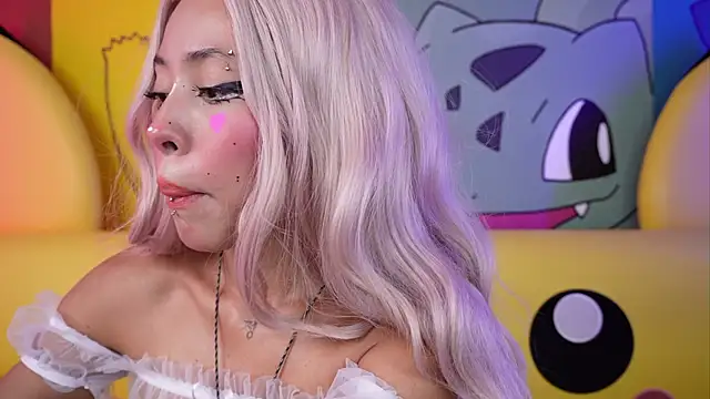 miss  maria online show from December 2, 6:10 pm