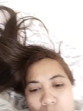 xTheLastVIRGINx online show from April 19, 7:38 pm