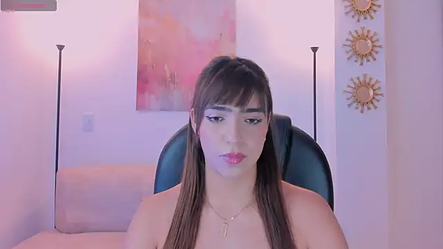 Snapshot of MariamRivera_ chatting on October 20, 12:13 am MariamRivera online show from October 20, 12:13 am
