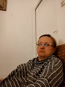 She-devilx online show from October 28, 12:49 am