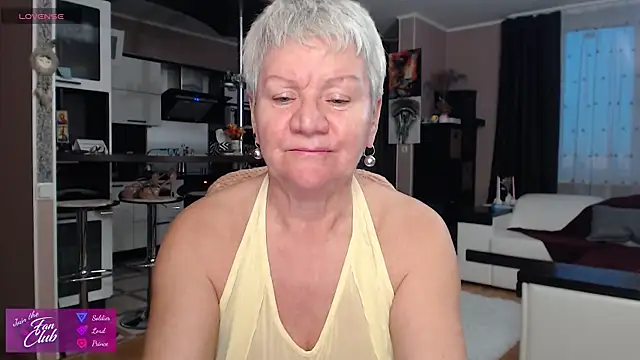 roxana brooks online show from April 2, 5:10 pm