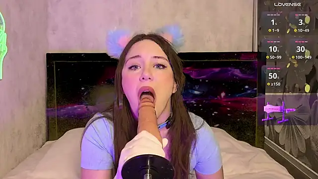 Snapshot of ahegaofacefuk chatting on October 28, 7:08 pm ahegaofacefuk online show from October 28, 7:08 pm