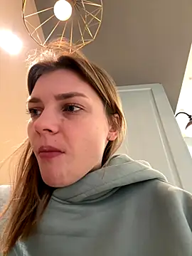 ValenciaShock online show from November 6, 6:52 am