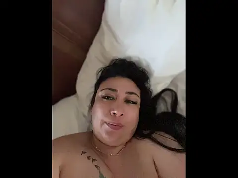 Karina Yang online show from April 12, 11:57 am