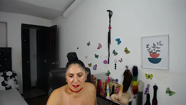 mature bigboobs10 online show from January 16, 4:19 am