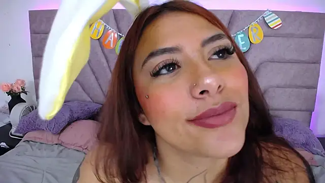 Jessica-Kraftt online show from April 3, 1:36 am