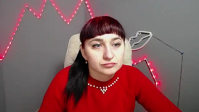 NinaFlawlees online show from March 17, 1:04 pm