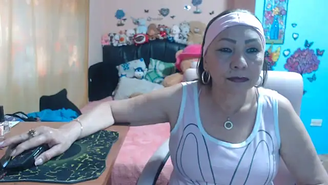 milfeddy  online show from February 14, 9:39 pm