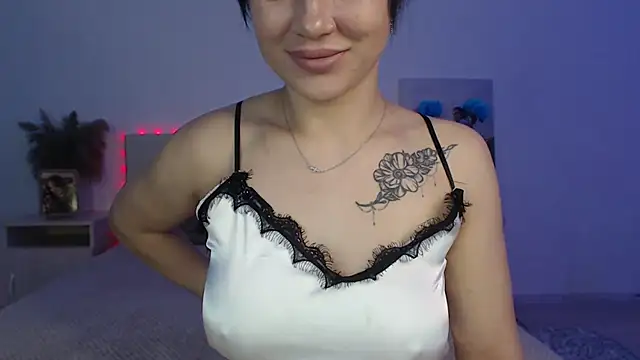 RoxannePure online show from October 24, 3:57 am