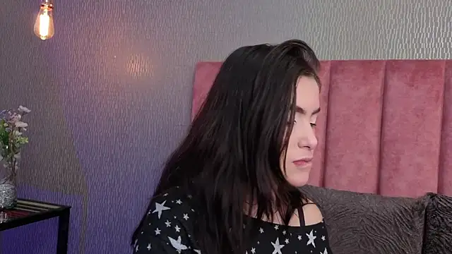 Alexa Thaylor  online show from March 18, 4:34 pm