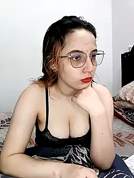 Snapshot of OMG_Darling chatting on September 15, 12:46 pm OMG Darling online show from September 15, 12:46 pm