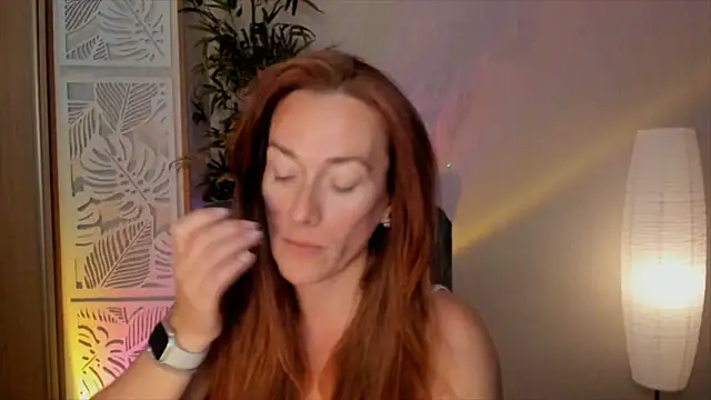 RebeccaMartinez online show from May 28, 12:14 pm
