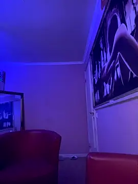 sophiahot thick online show from November 7, 10:04 pm