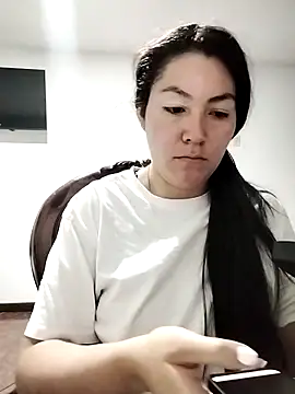 Snapshot of katha_steele_ chatting on September 13, 10:23 am katha steele online show from September 13, 10:23 am