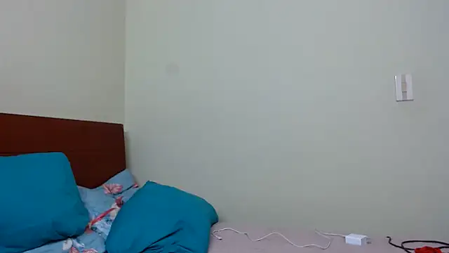 emilysamantha 8 online show from July 17, 3:11 am