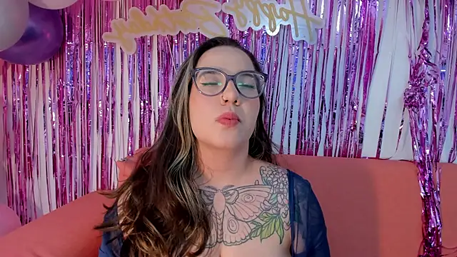 DEVA BLUE  online show from April 24, 3:09 am