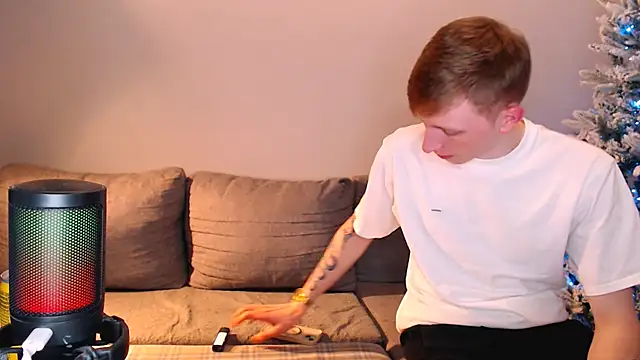 juliaanddima online show from January 18, 10:50 pm