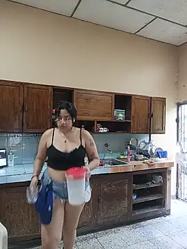 DanelyLopez online show from May 16, 8:52 pm