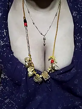 Snapshot of tuttifrutti17 chatting on September 27, 6:15 pm tuttifrutti17 online show from September 27, 6:15 pm