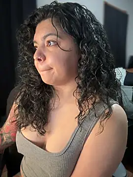 kimmiakiss22 online show from November 22, 1:19 am