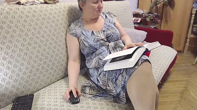 zarinafonliberman online show from November 30, 5:06 pm