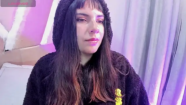 xhinata hyugax online show from January 5, 11:08 pm