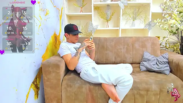 BvlgarVoyss online show from November 24, 8:22 pm