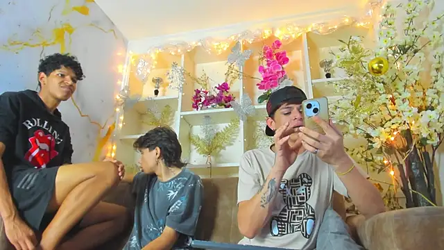 BvlgarVoyss online show from November 27, 8:01 pm