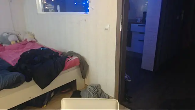 amanda kiss kiss online show from December 4, 11:34 am