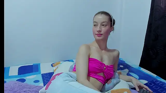 MiiaVolkova online show from November 20, 8:10 pm