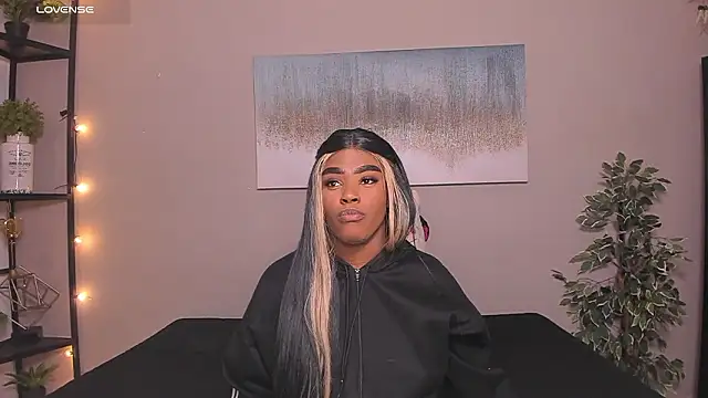 peachbrii online show from February 17, 12:37 pm