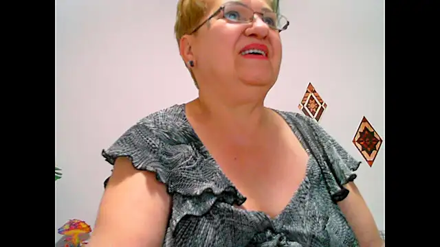 Hyllda online show from October 1, 9:31 pm