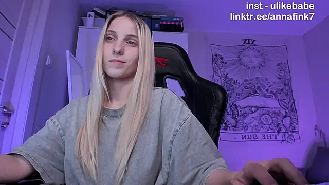 Anna Fink online show from September 19, 7:24 pm