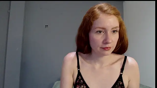 Snapshot of Ginger_giirl chatting on October 16, 10:45 pm Ginger giirl online show from October 16, 10:45 pm
