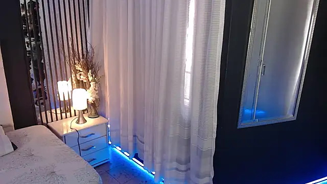 LiaVillalobos online show from January 17, 1:40 pm