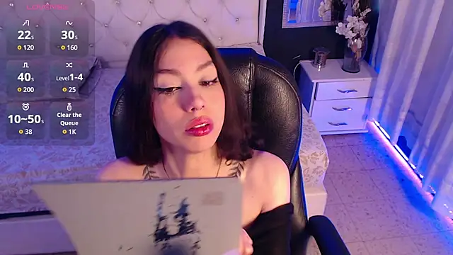 Snapshot of LiaVillalobos chatting on October 2, 1:16 pm LiaVillalobos online show from October 2, 1:16 pm
