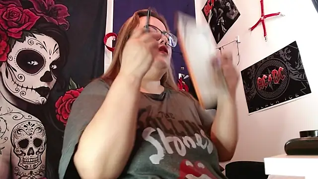 foxxbell online show from September 21, 4:05 pm