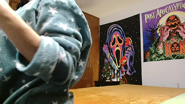 MINI Petite online show from December 15, 5:45 am