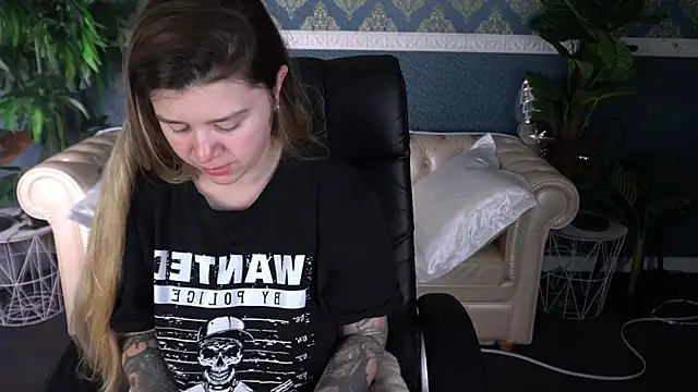 AmellyMilly online show from March 2, 5:52 am