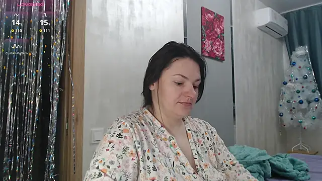 Stacy Davice online show from December 22, 9:45 am