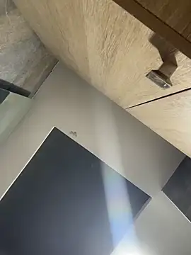 CeliWoods online show from December 20, 10:08 am