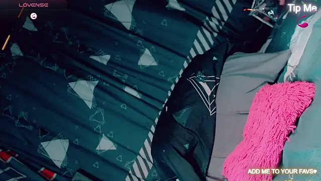 CharlotteBigCock online show from December 19, 2:09 pm