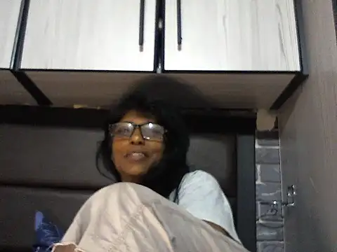 MsAttitude online show from February 28, 3:11 pm