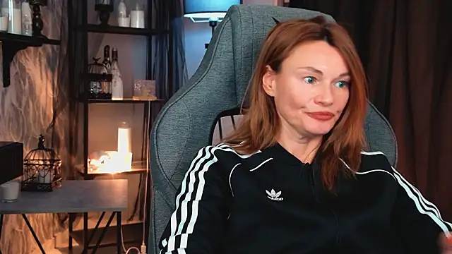 MistyBarnes online show from February 21, 1:56 pm