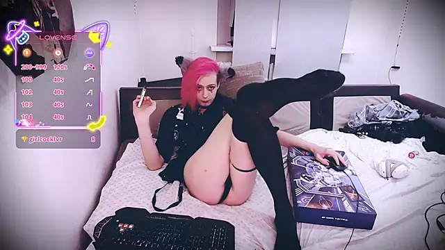 Littlepinkcat online show from December 21, 10:13 pm