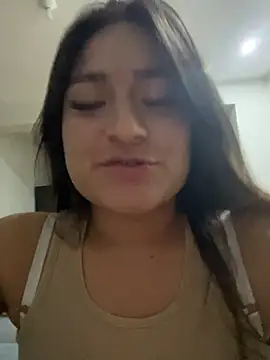 LuceroRm online show from November 28, 4:48 am