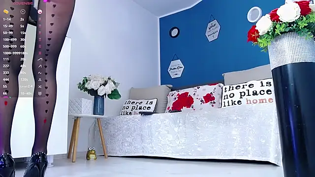 Aphrodite Amely online show from January 9, 4:00 pm