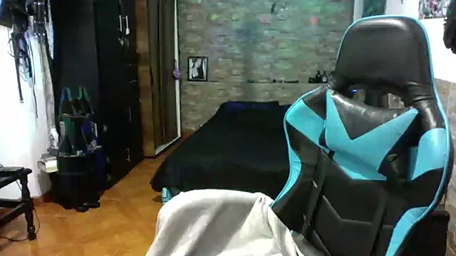 AngelaQueen  online show from September 8, 4:39 pm