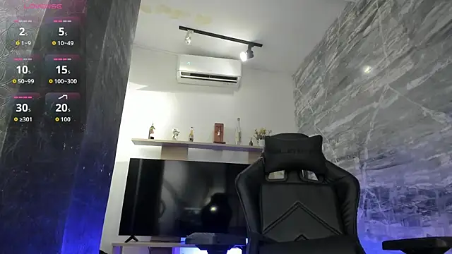 LunaBaker-1 online show from September 25, 8:17 pm